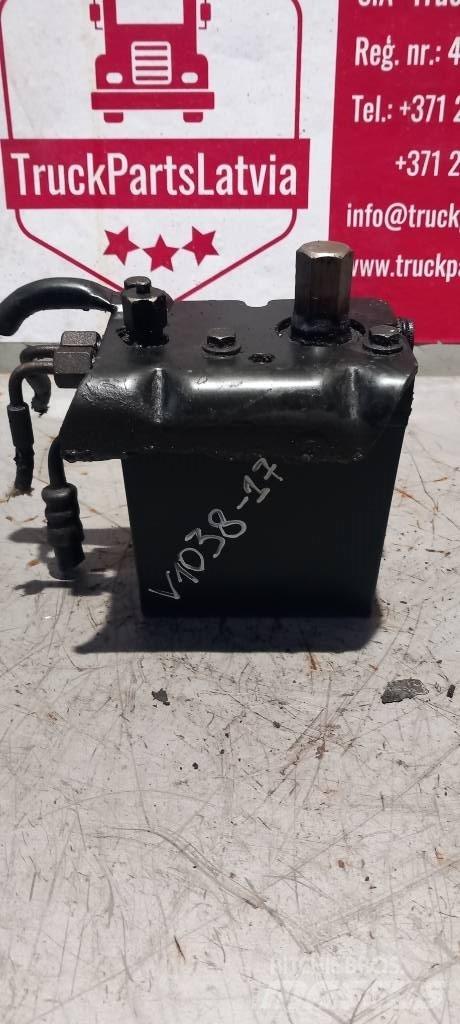 Volvo FH 12.   21882617 Hydraulik