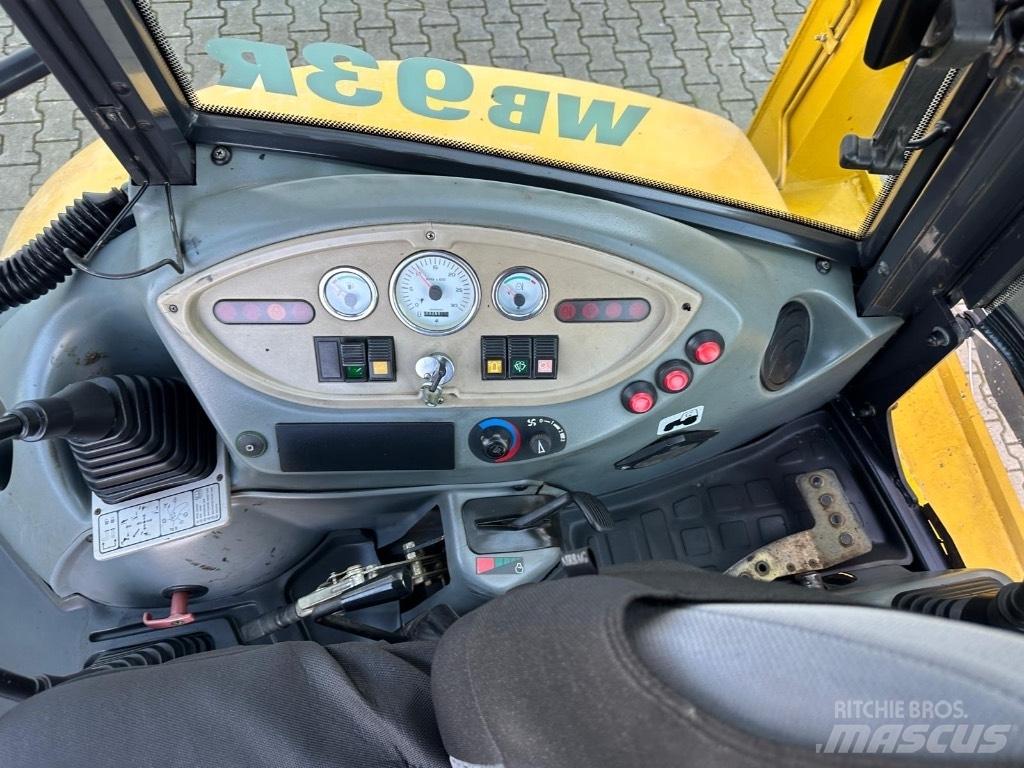 Komatsu WB93R Baggerlader