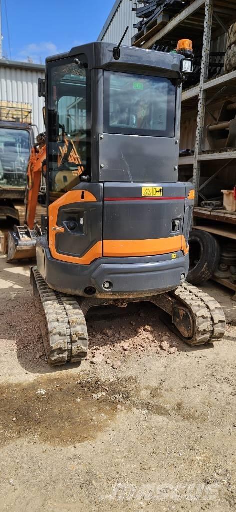 Develon DX 27 Z-7 Minibagger < 7t