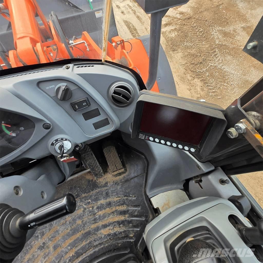 Hitachi ZW150-6 Radlader