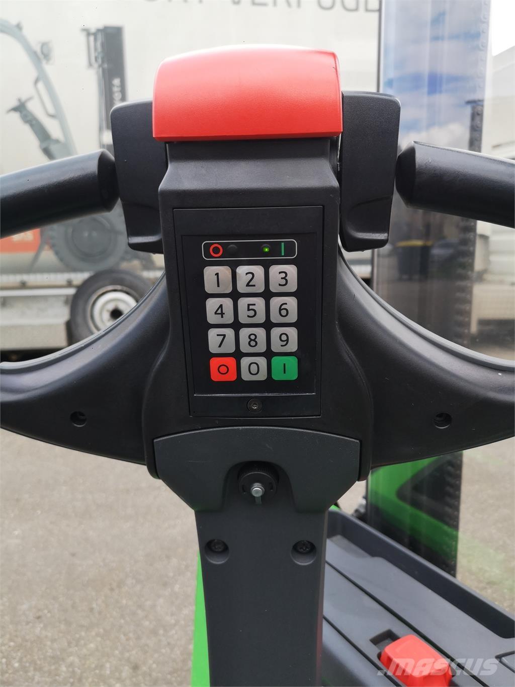 Cesab S210 Zelfrijdende stapelaars