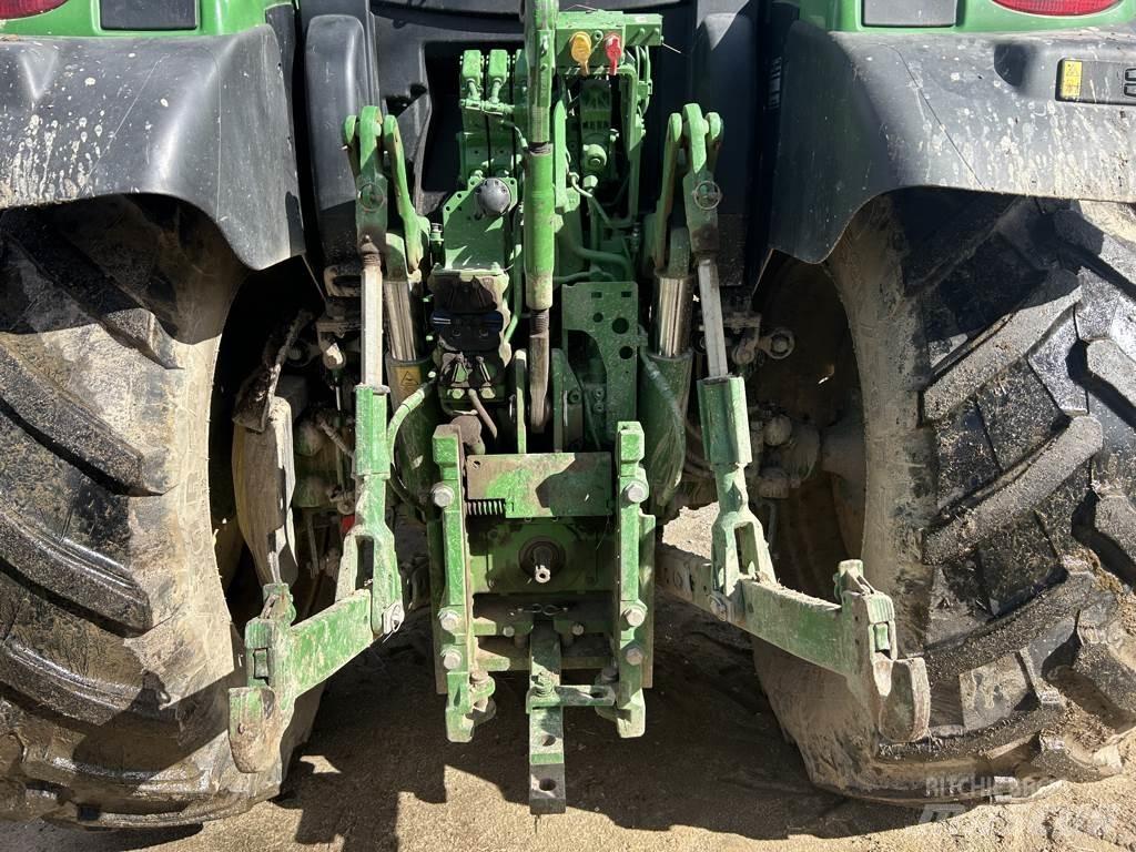 John Deere 6R 120 Traktoren