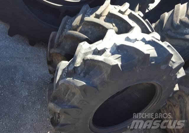  Pneus 12.4R20 Reifen