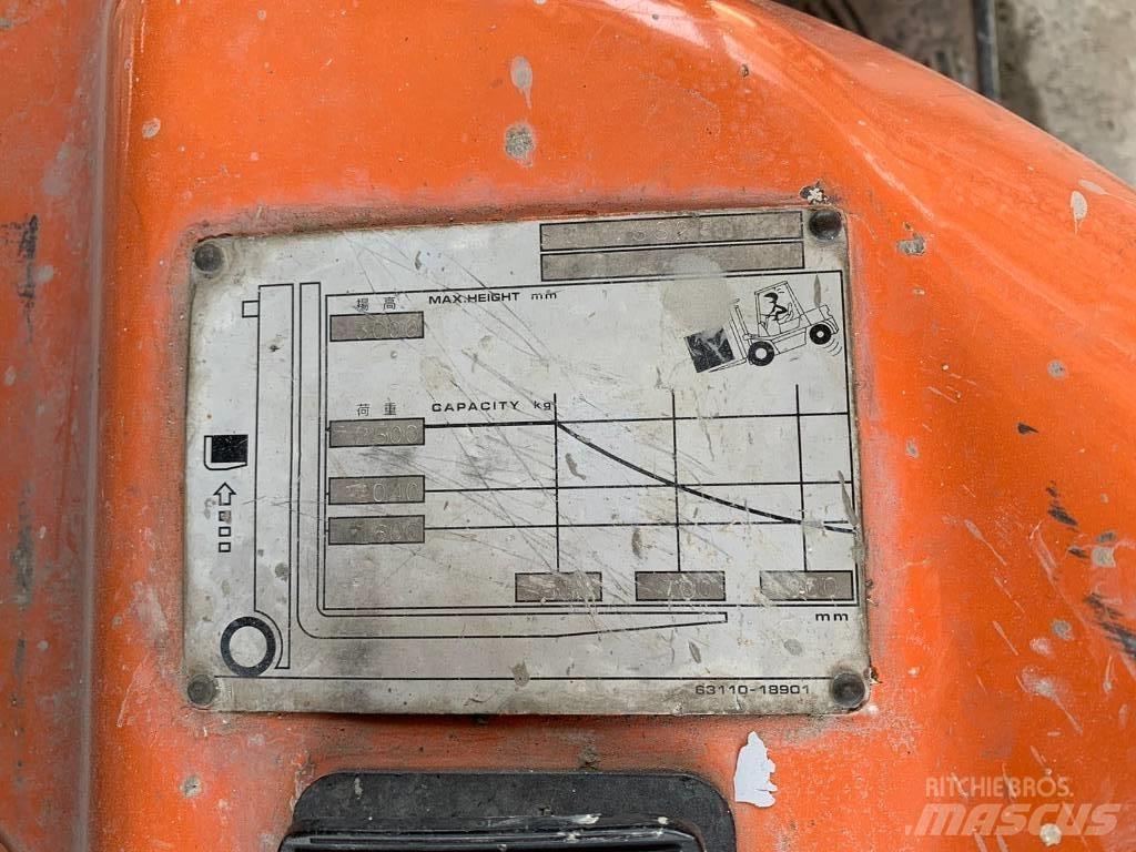 TCM Forklift FD25T4 Diesel heftrucks