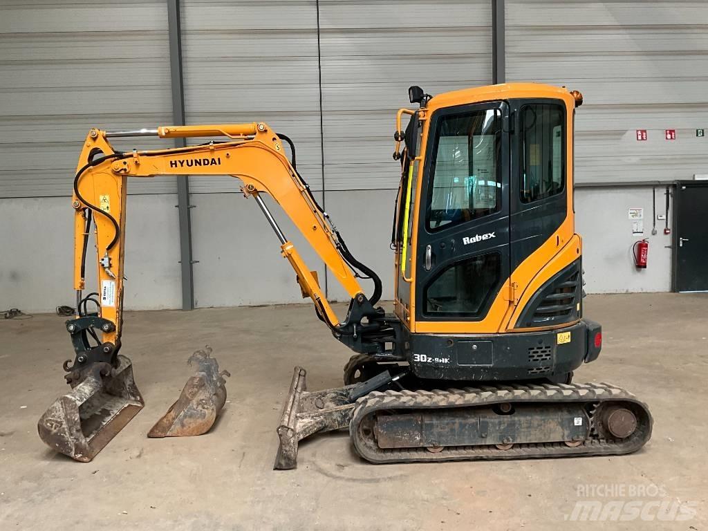 Hyundai 30 Z-9AK Minibagger < 7t
