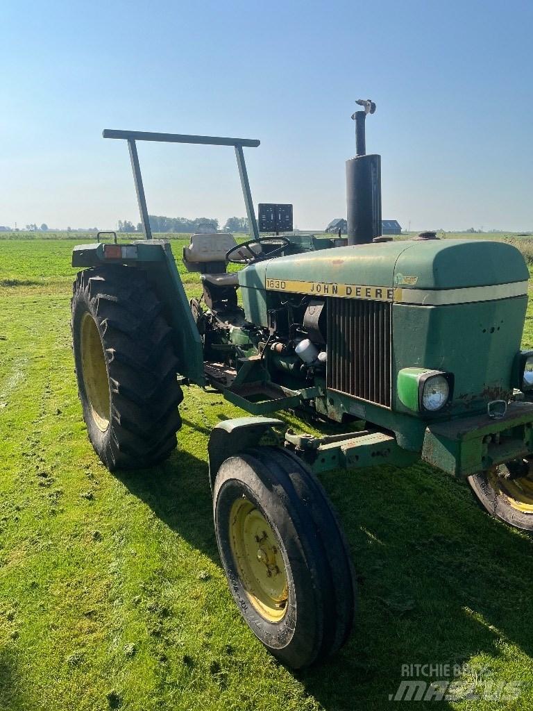 John Deere 1630 Traktoren