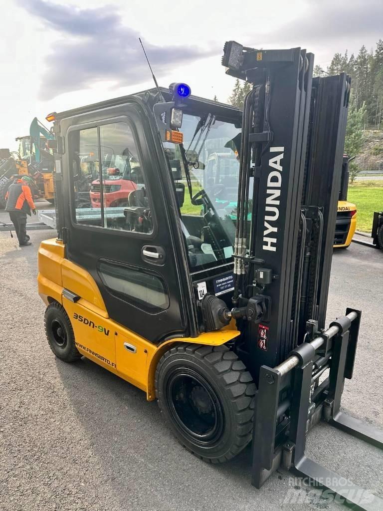 Hyundai 35DN-9V Diesel heftrucks