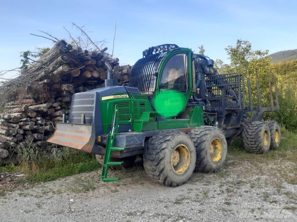 John Deere 1510G Forwarder