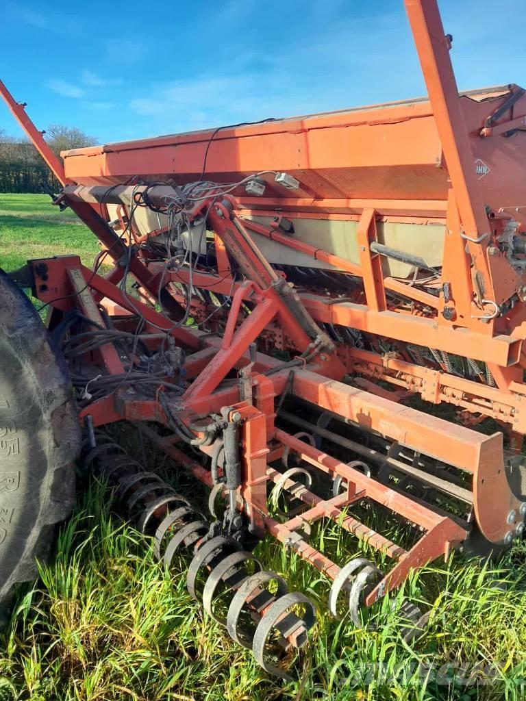 Kuhn Integra 4000 Drillmaschinenkombination