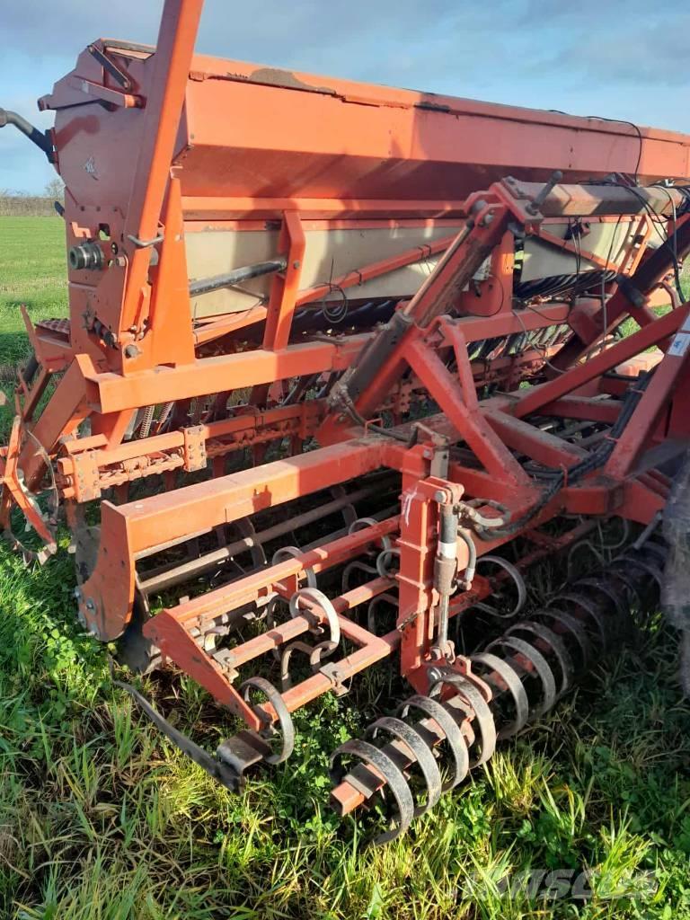 Kuhn Integra 4000 Drillmaschinenkombination