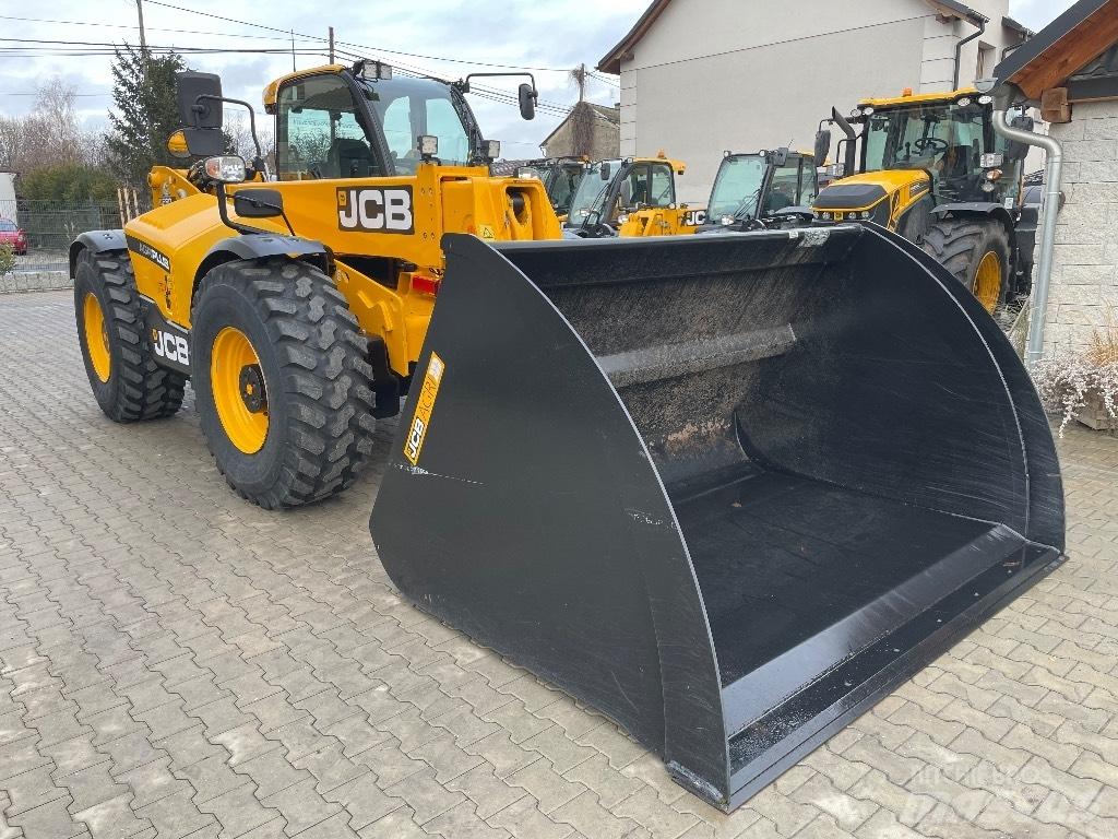 JCB 560-80 AGRI PLUS Teleskoplader