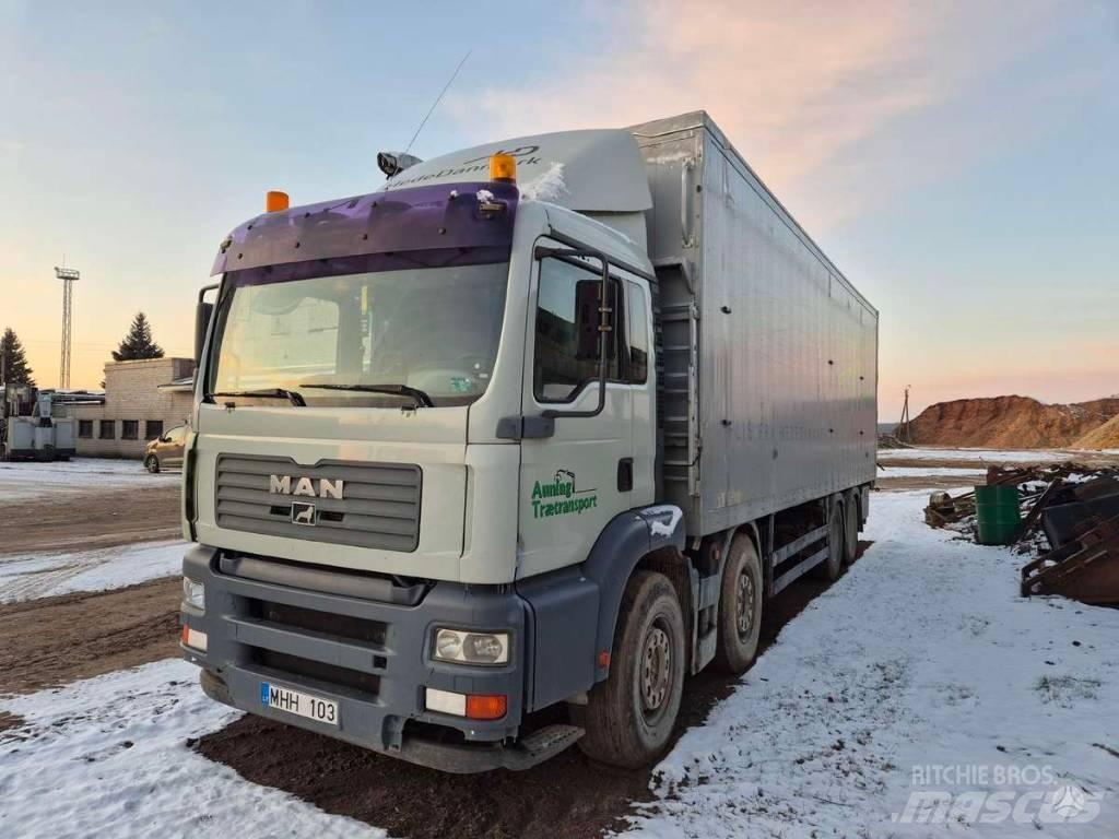 Bruks 804 Holzhäcksler