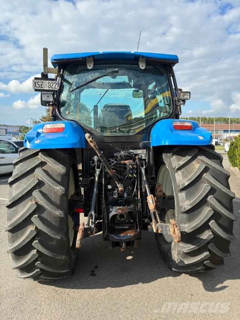 New Holland TS 130 A Traktoren