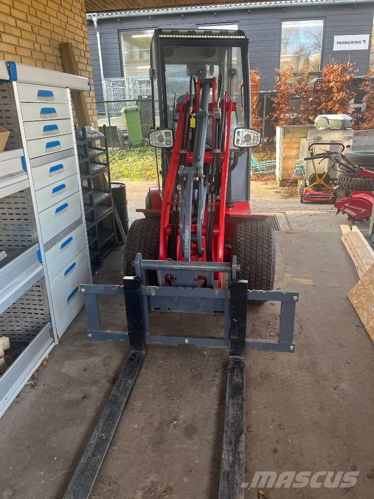 VM Loader 1026LX/C Radlader