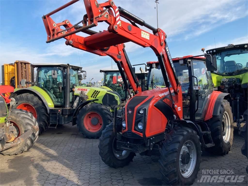 Ursus C-380 Traktoren