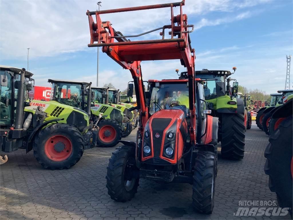 Ursus C-380 Traktoren