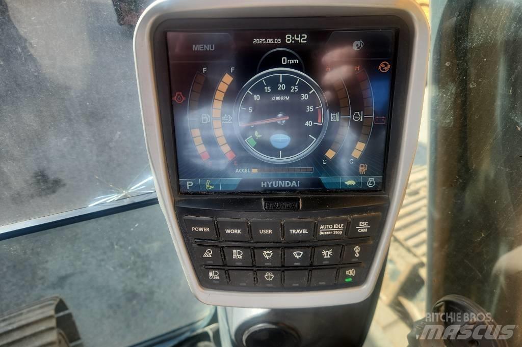 Hyundai HX 235 LCR Raupenbagger