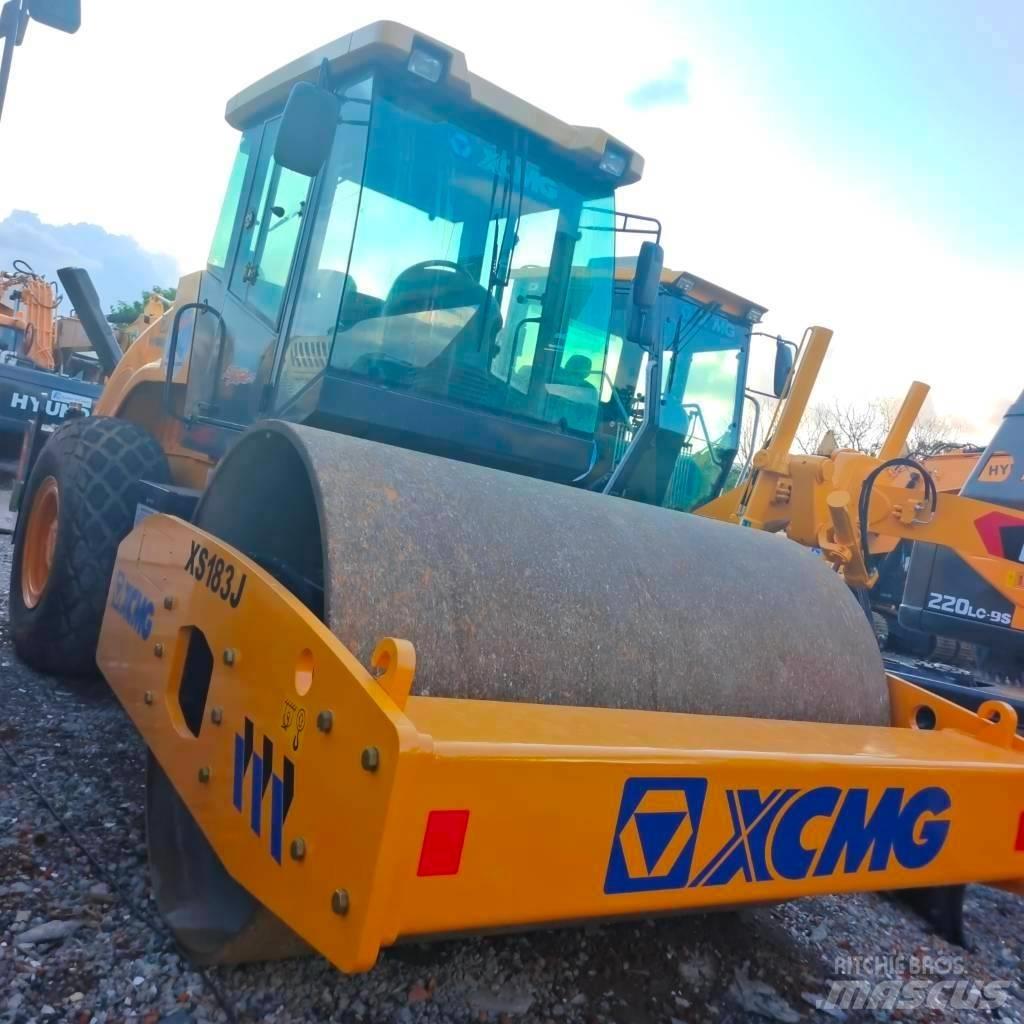 XCMG XS 183 J Walzenzüge