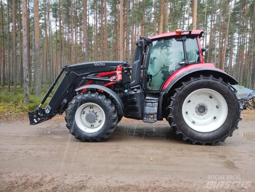 Valtra T234 Active Traktoren