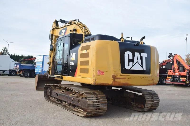 CAT 323E-stock id2 Raupenbagger