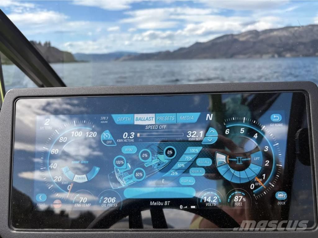  Malibu 23 LSV Boote / Prahme