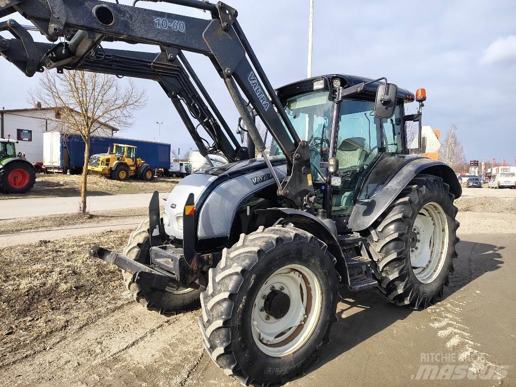 Valtra C120 Traktoren