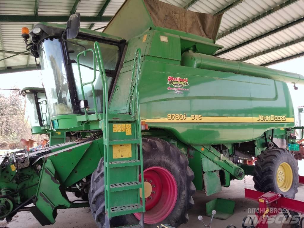 John Deere 9780 CTS Mähdrescher