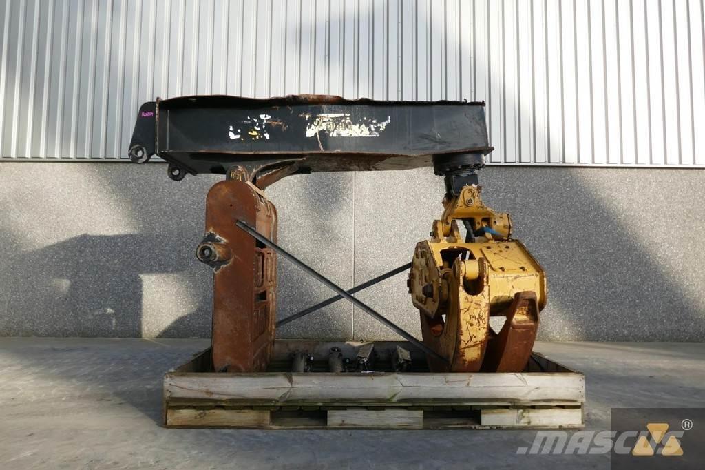 CAT 525D Grapple Transport Sonstige