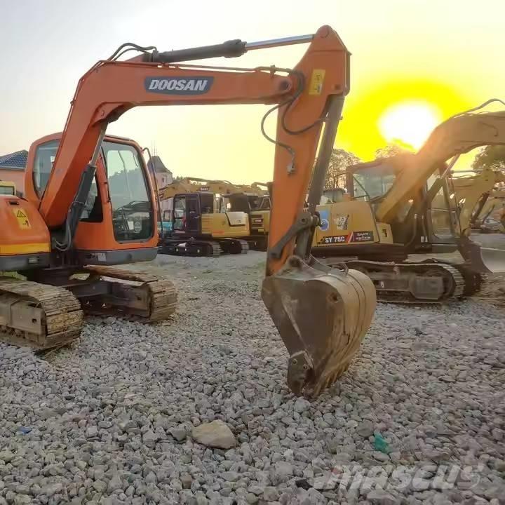 Doosan DX85-9C Raupenbagger