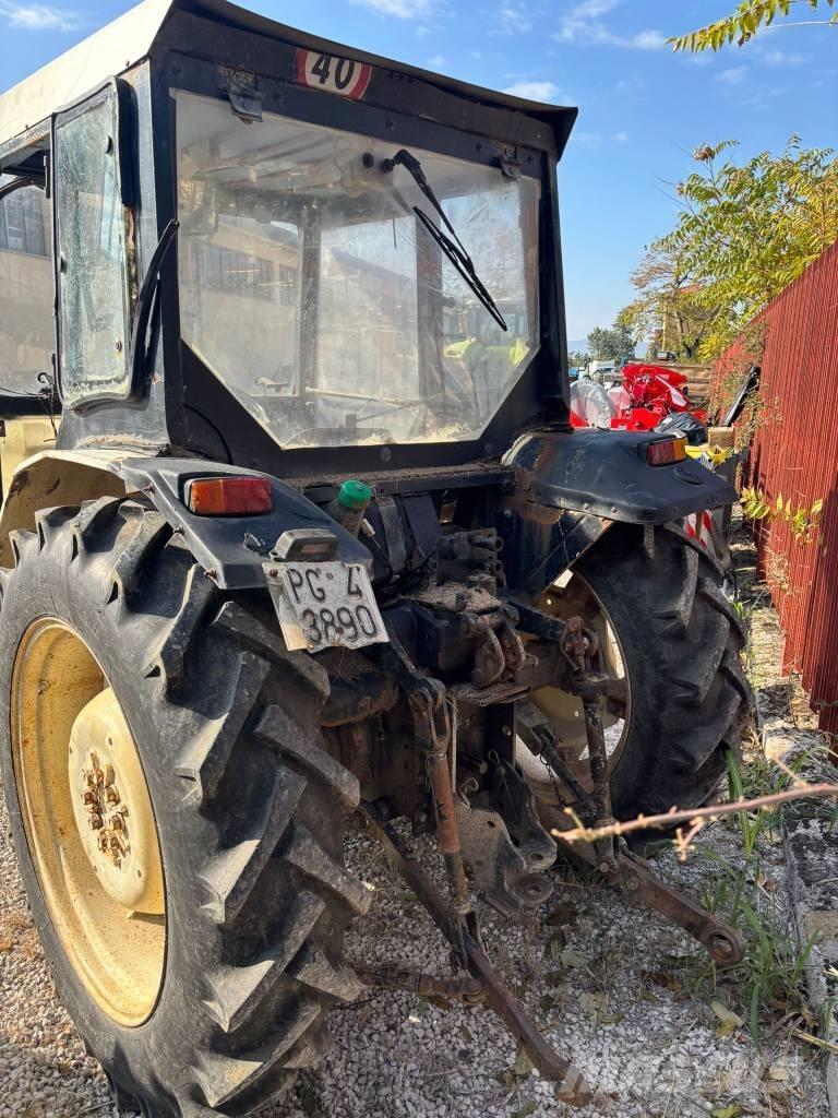 Lamborghini 600 V DT Traktoren