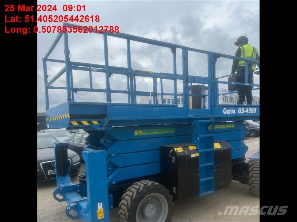 Genie GS 4390 Scheren-Arbeitsbühnen