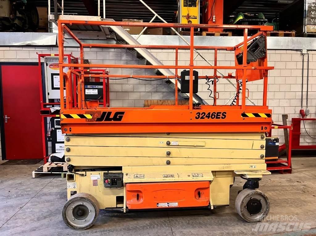 JLG 3246ES Scheren-Arbeitsbühnen