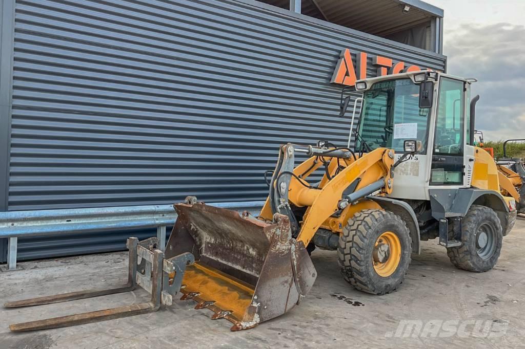 Liebherr L 506 Radlader