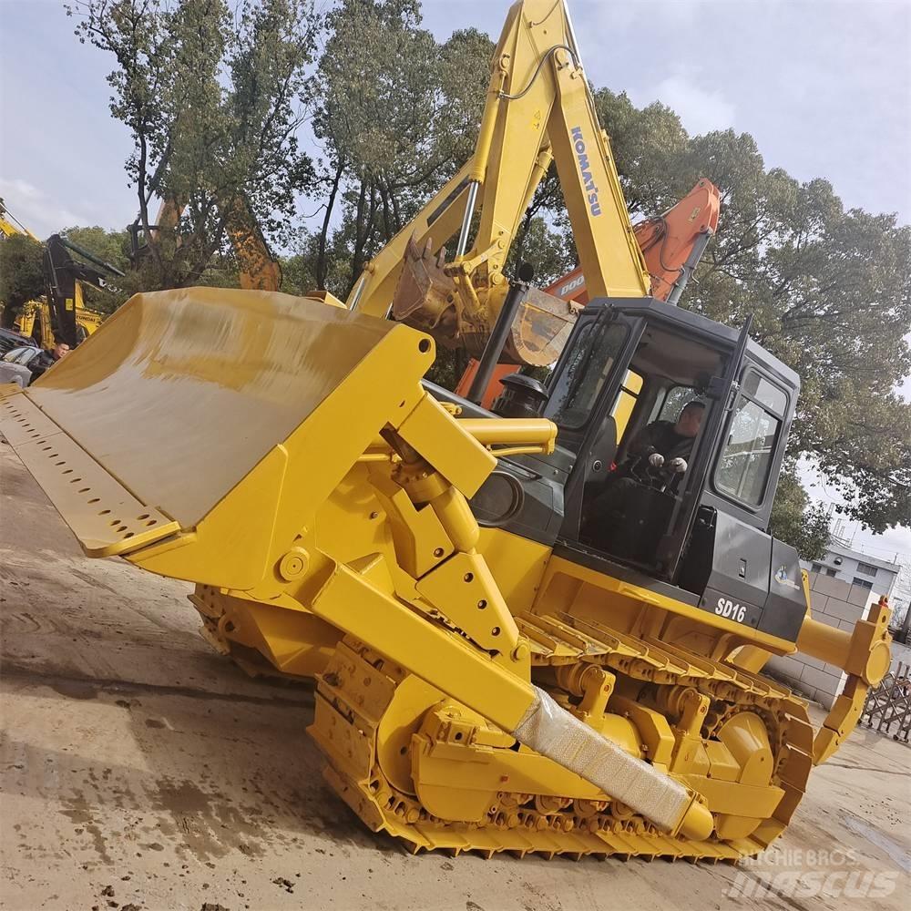 Shantui SD 16 Bulldozer