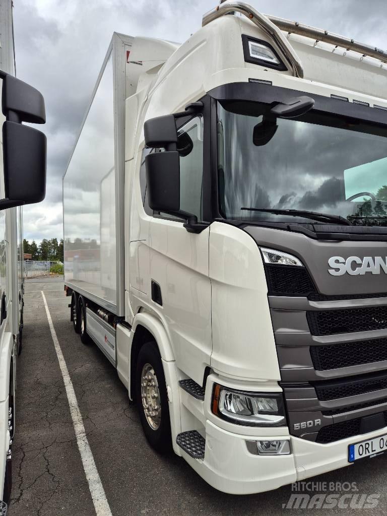 Scania 560R Kofferaufbau