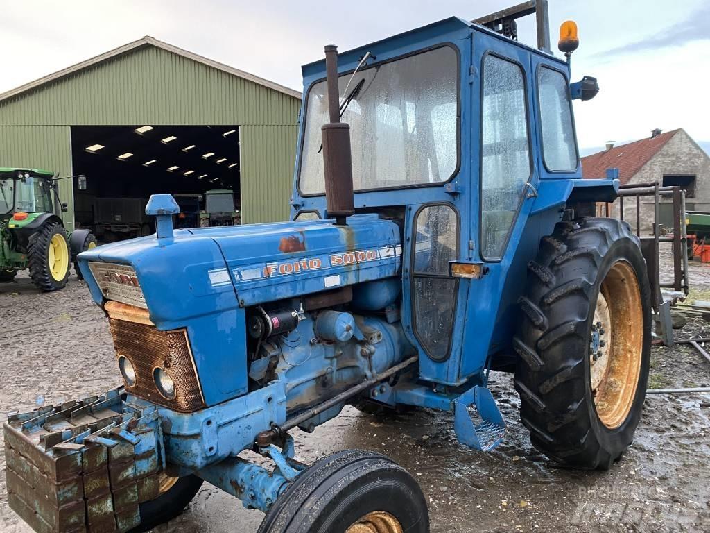 Ford 5000 Traktoren