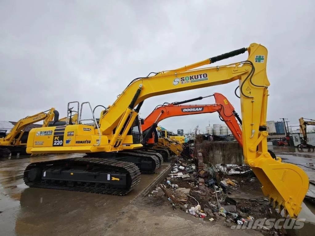 Komatsu PC 220-8 Raupenbagger