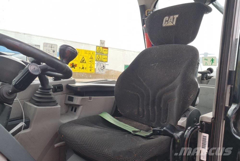 CAT TH 408 D Teleskoplader für Landwirtschaft