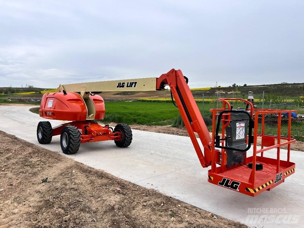 JLG 460 SJ Gelenkteleskoparbeitsbühnen