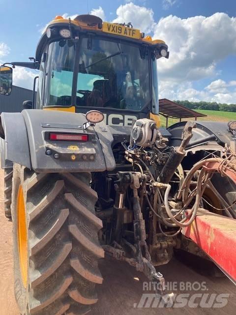 JCB Fastrac 4220 Traktoren