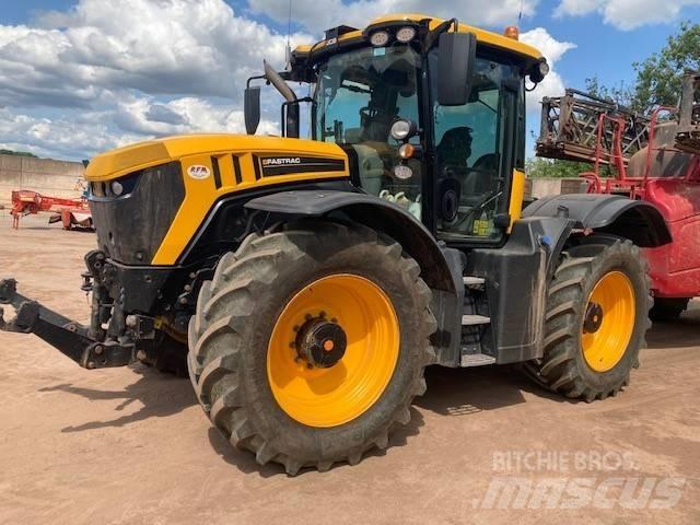 JCB Fastrac 4220 Traktoren