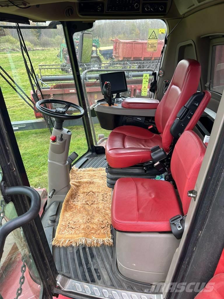 Case IH 8250 Mähdrescher