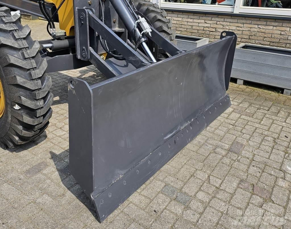 XCMG Frontblade Andere Ausstattung und Zubehör