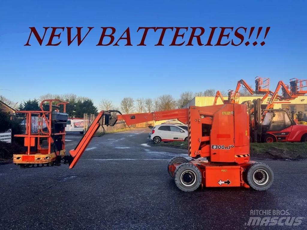 JLG E300AJP Gelenkteleskoparbeitsbühnen