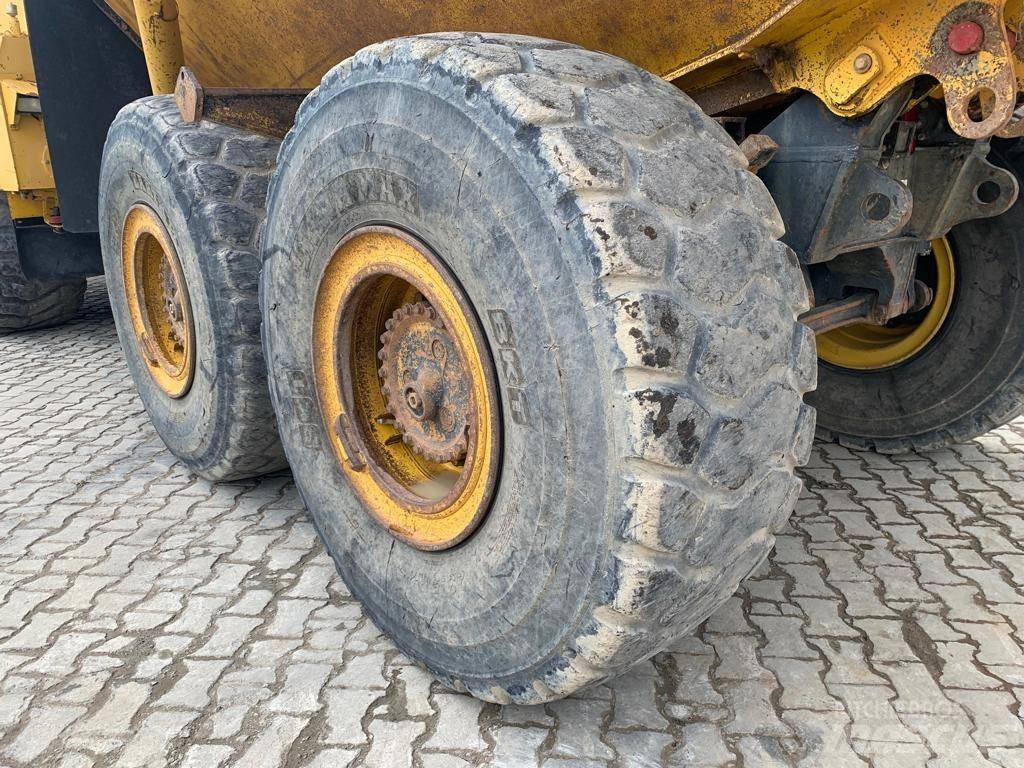 Komatsu HM 300-2 Dumper - Knickgelenk