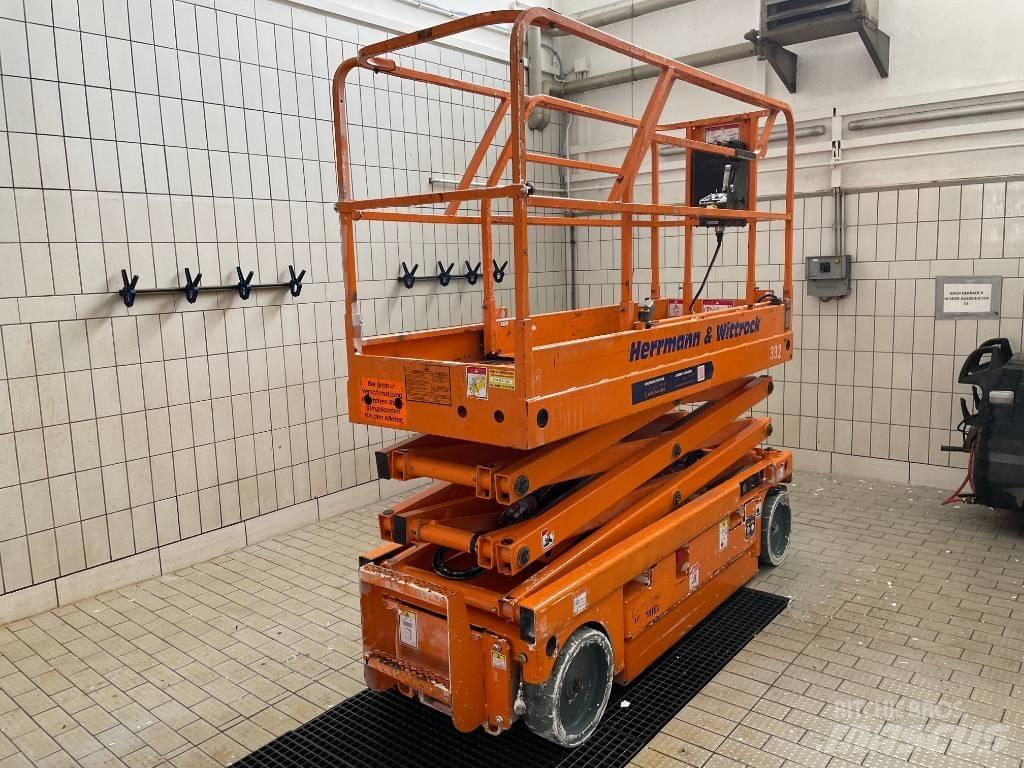 Haulotte Compact 8 Scheren-Arbeitsbühnen