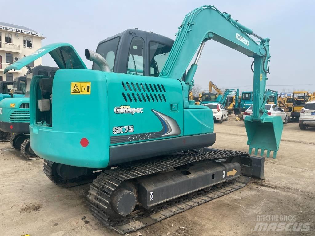 Kobelco SK 75 Minibagger < 7t