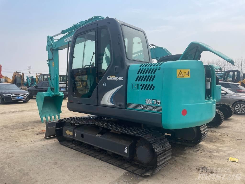 Kobelco SK 75 Minibagger < 7t