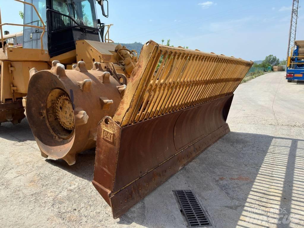 CAT 826H Müllverdichter