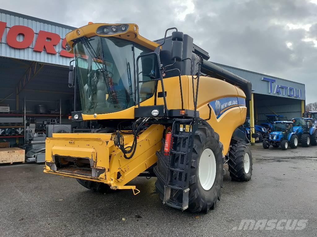 New Holland CX 5080 Mähdrescher